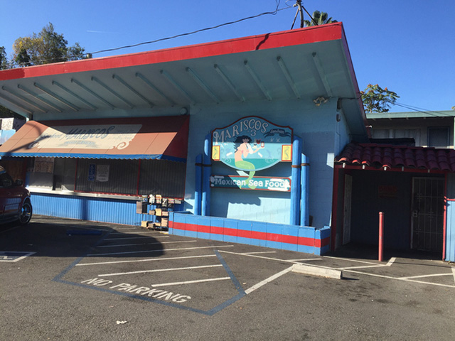 Mariscos San Juan restaurant, at 205 N. 4th Street in San Jose, is the restaurant at which dozens of patrons ate, then later fell ill. At least 12 people were reported hospitalized in intensive care. At least 40 people fell ill, Santa Clara County health officials said. (Michael Malone/Bay Area News Group)
